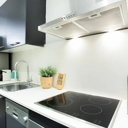 Bright And Modern 3bedroom In Ramblas 3 1b * Barcelona