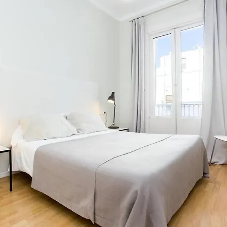 Bright And Modern 3bedroom In Ramblas 3 1b Apartment