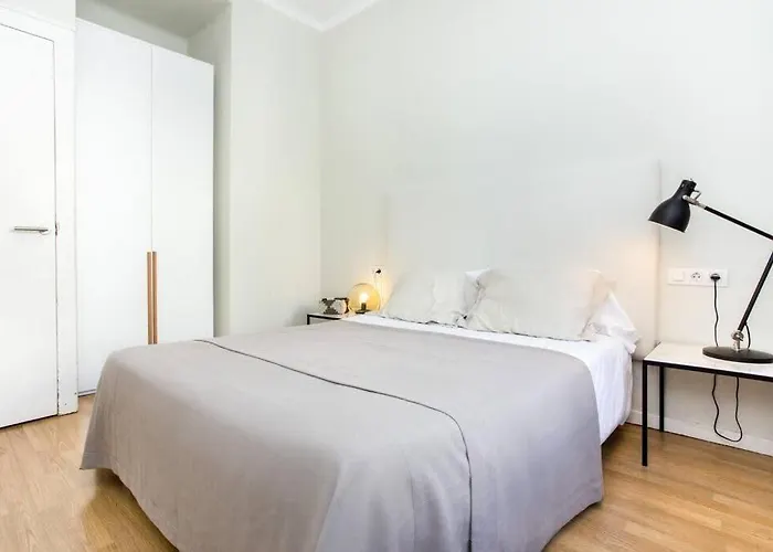 The Collection - Bright And Modern 3bedroom In Ramblas 3 1b Daire